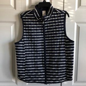 XL navy and white Croft and barrow vest